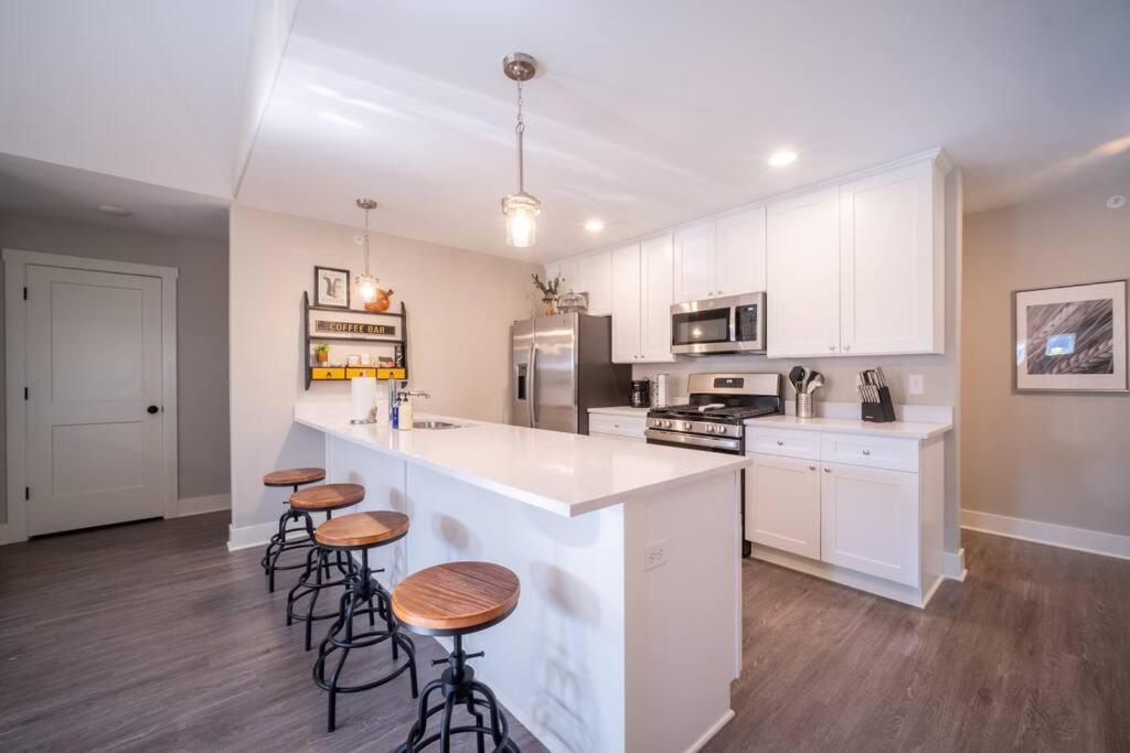 New Beautiful 3 Bedroom Condo In Bettendorf Exteriör bild