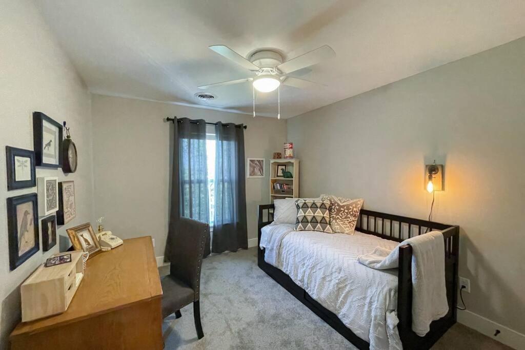 New Beautiful 3 Bedroom Condo In Bettendorf Exteriör bild